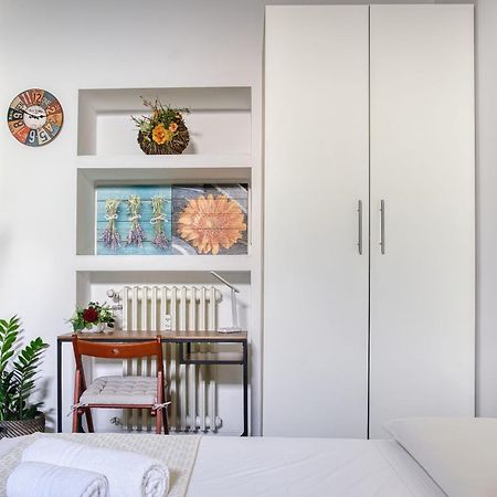 Appartement Rosmini13; Lil Gem In Sempione Disctrict à Milan Extérieur photo